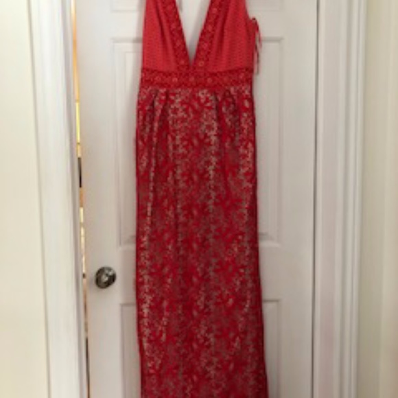 Monique Lhuillier Dresses & Skirts - Monique L'Huillier Gown